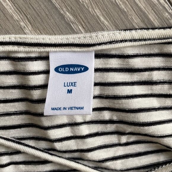 Old Navy Luxe Striped Tunic - Picture 3 of 4